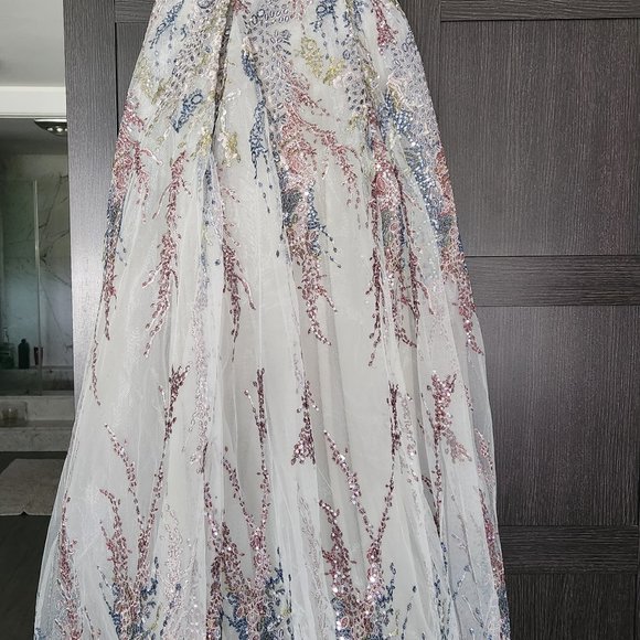 Mac Duggal 20174 Off the Shoulder Gown- Size Small - Picture 7 of 9